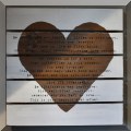 D09. Heart wall décor. 